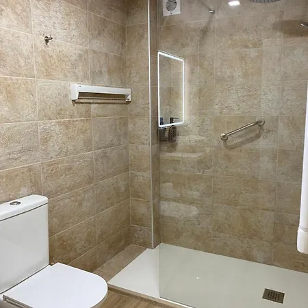 Cimadevilla Apartment *